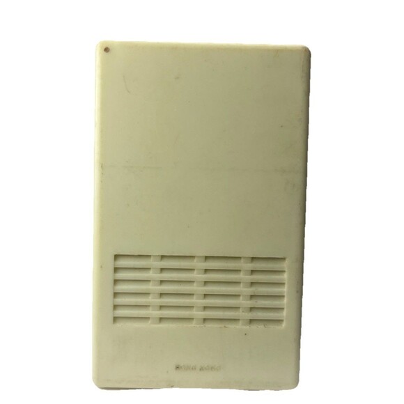 Valiant 8 Transistor AM Radio Vintage 1960’s Missing Antenna Works!! - Picture 3 of 4